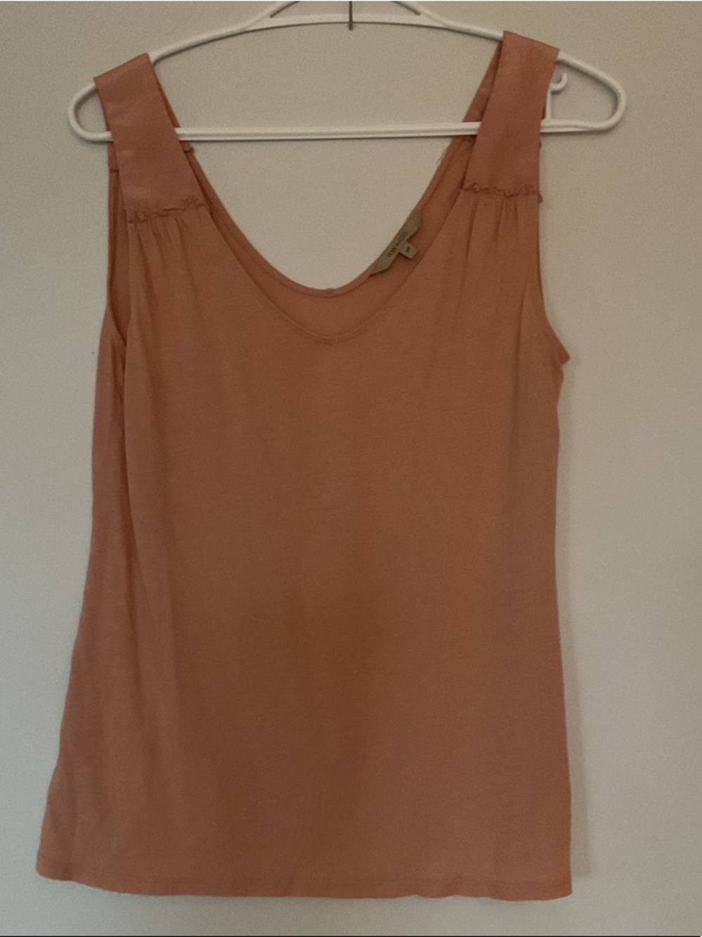 RW&CO. Sleeveless Scoop Neck Tank Top in Dusty Rose